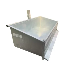 Benne 3 points galvanisée LIDERFARM 2 m – basculante, 1 m³, porte et lame de raclage
